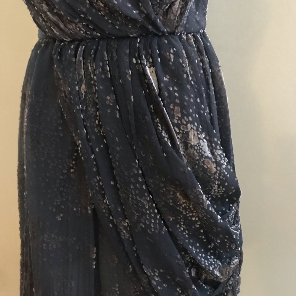 Chic Strapless Bcbgeneration Dress - image 3